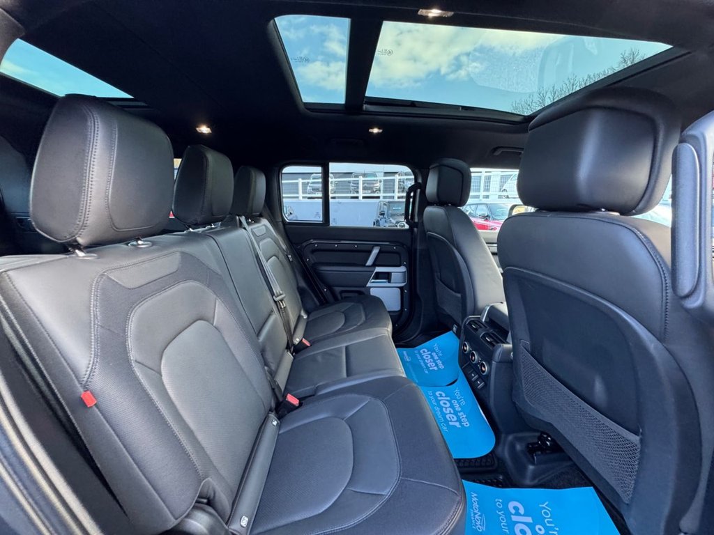 Used Land Rover Defender 2024 for sale - 77463404: Photo 11