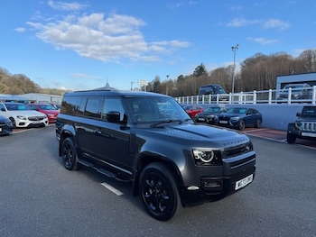 Used Land Rover Defender 2024 for sale - 77463404: Photo
