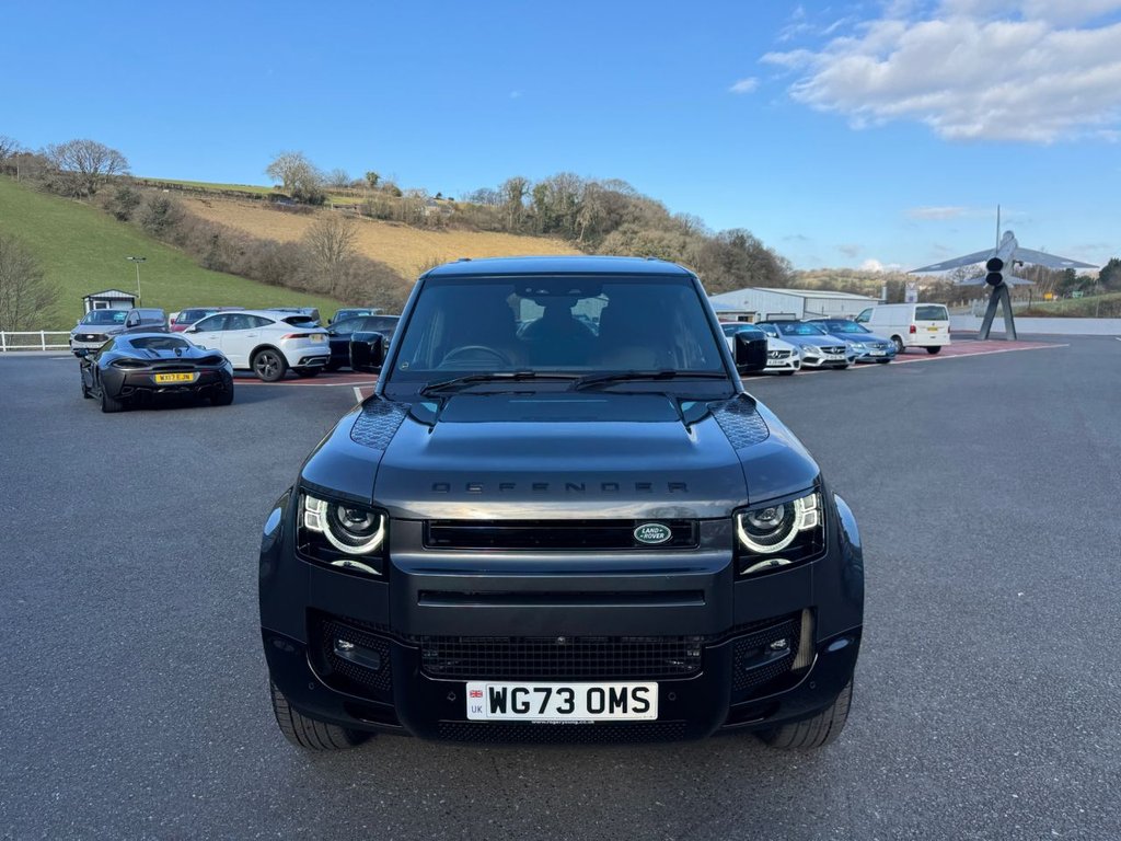 Used Land Rover Defender 2024 for sale - 77463404: Photo 2