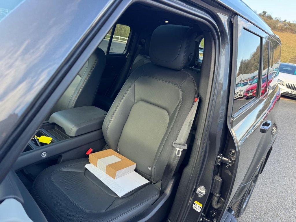 Used Land Rover Defender 2024 for sale - 77463404: Photo 23