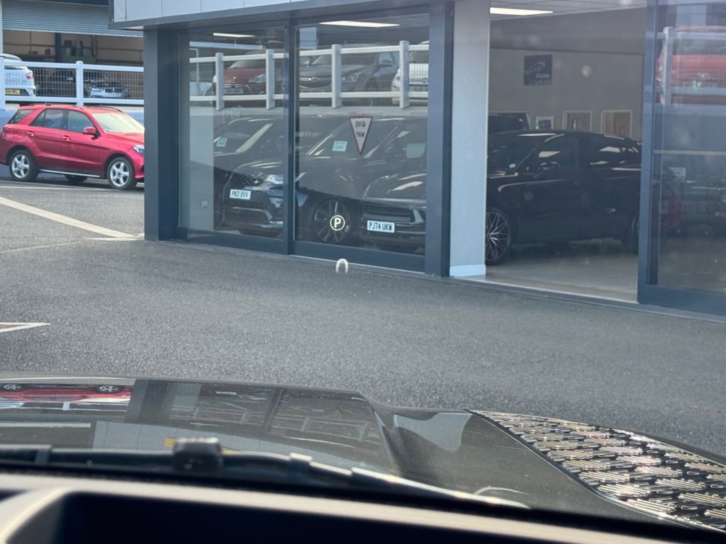 Used Land Rover Defender 2024 for sale - 77463404: Photo 36