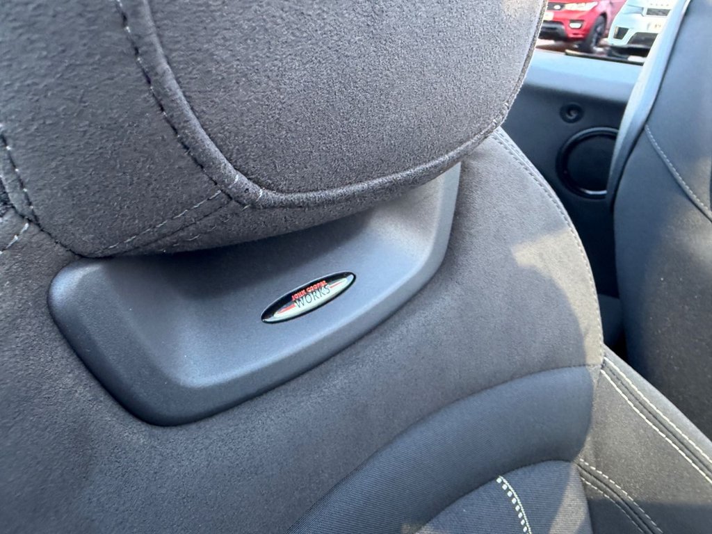 Used MINI Convertible 2019 for sale - 77703489: Photo 17