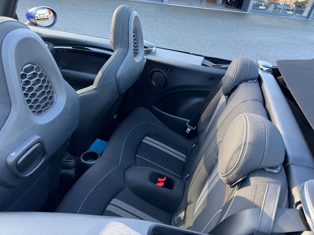 Used MINI Convertible 2019 for sale - 77703489: Photo 18