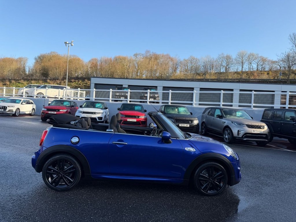 Used MINI Convertible 2019 for sale - 77703489: Photo 8