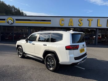 Used Toyota Land Cruiser 2024 for sale - 79550456: Photo