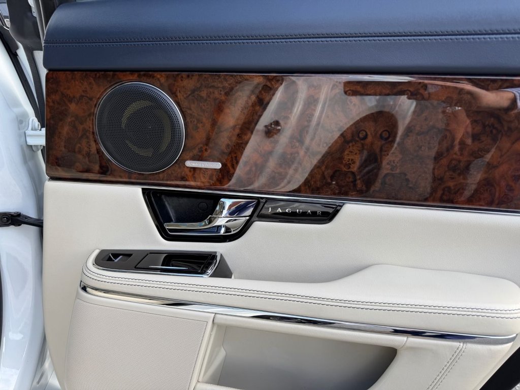 Used Jaguar XJ 2010 for sale - 77422169: Photo 18