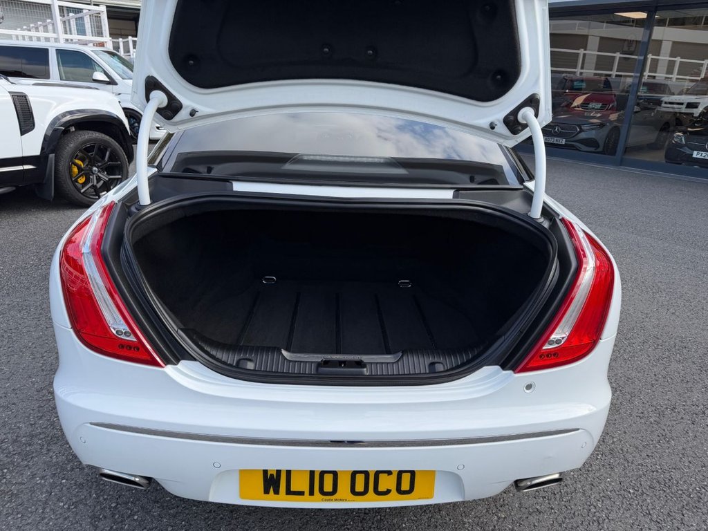 Used Jaguar XJ 2010 for sale - 77422169: Photo 20