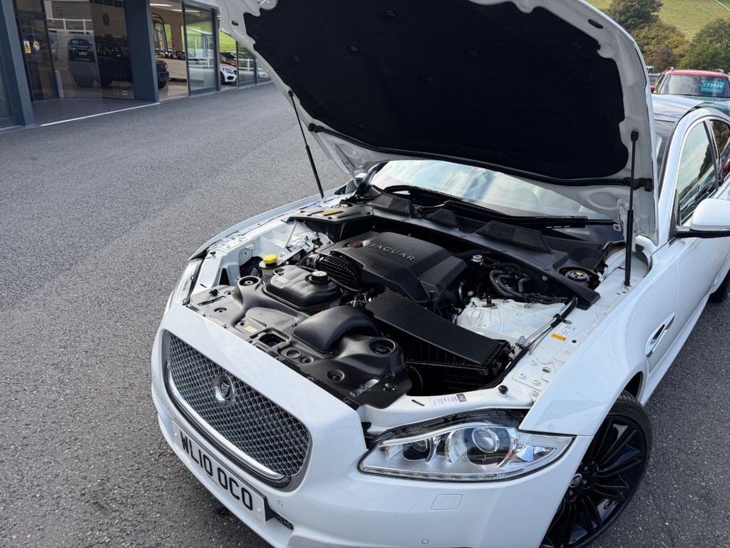 Used Jaguar XJ 2010 for sale - 77422169: Photo 27