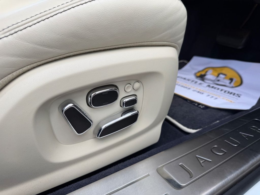 Used Jaguar XJ 2010 for sale - 77422169: Photo 36