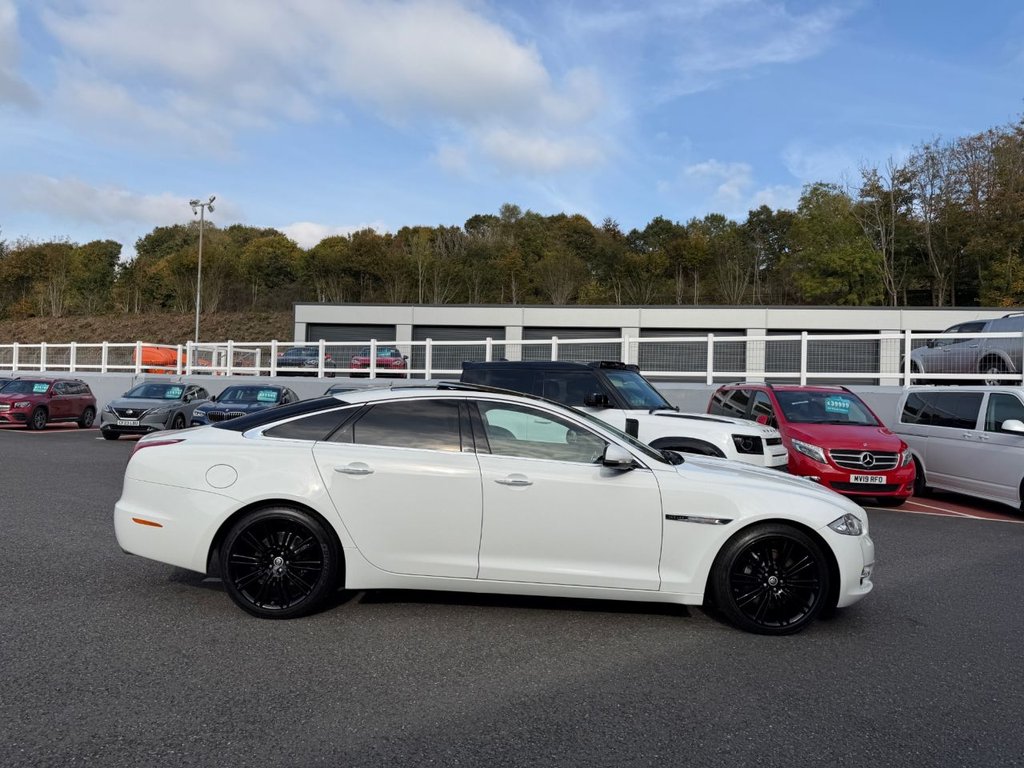 Used Jaguar XJ 2010 for sale - 77422169: Photo 7