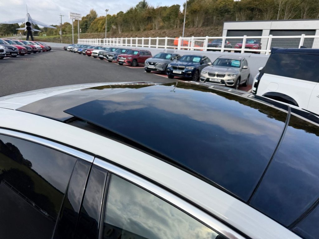 Used Jaguar XJ 2010 for sale - 77422169: Photo 8