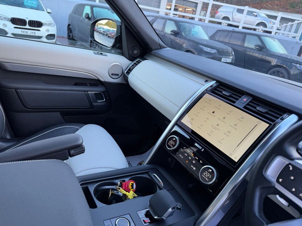 Used Land Rover Discovery 2022 for sale - 76333467: Photo 12