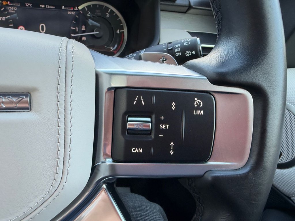 Used Land Rover Discovery 2022 for sale - 76333467: Photo 40