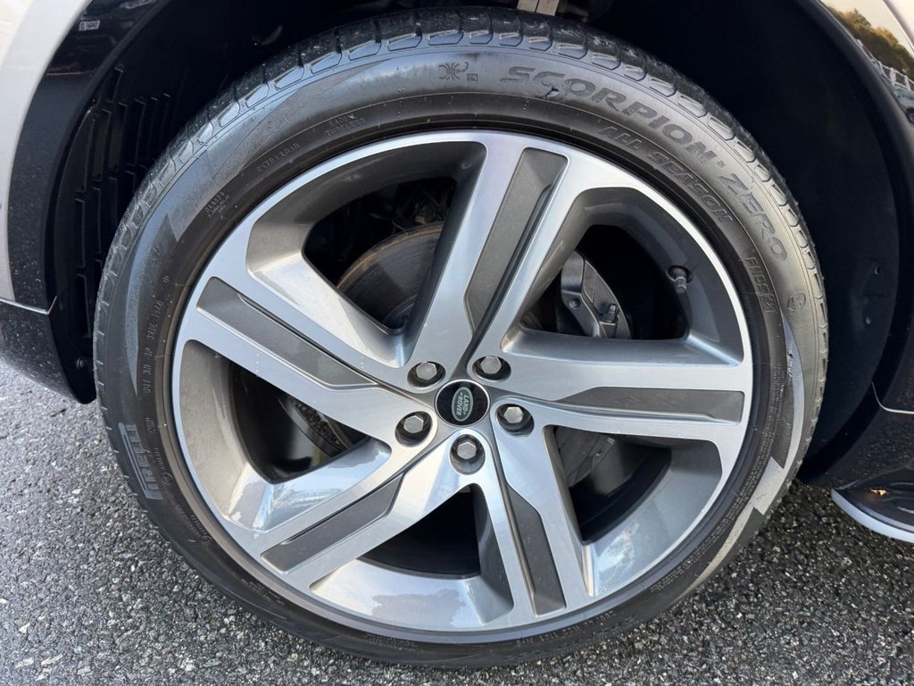 Used Land Rover Discovery 2022 for sale - 76333467: Photo 46