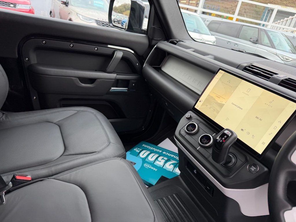 Used Land Rover Defender 90 2026 for sale - 77594020: Photo 12