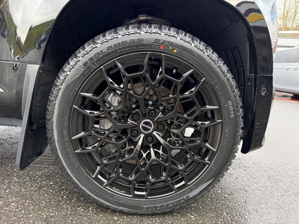 Used Land Rover Defender 90 2026 for sale - 77594020: Photo 8