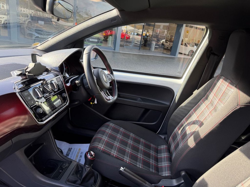 Used Volkswagen up! 2022 for sale - 77835445: Photo 19