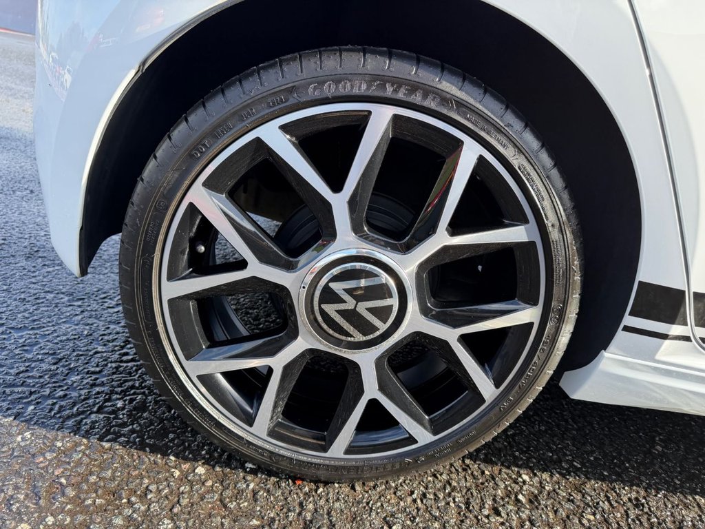 Used Volkswagen up! 2022 for sale - 77835445: Photo 35