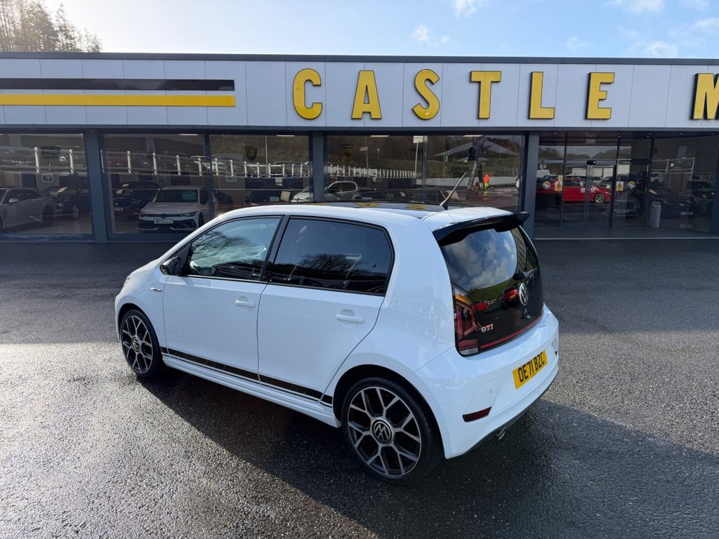 Used Volkswagen up! 2022 for sale - 77835445: Photo 5