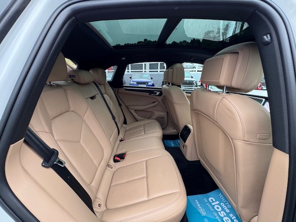 Used Porsche Macan 2019 for sale - 75047247: Photo 14