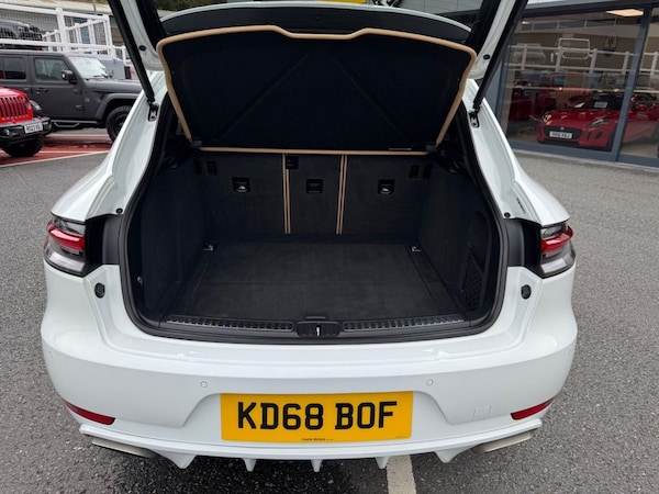 Used Porsche Macan 2019 for sale - 75047247: Photo 18
