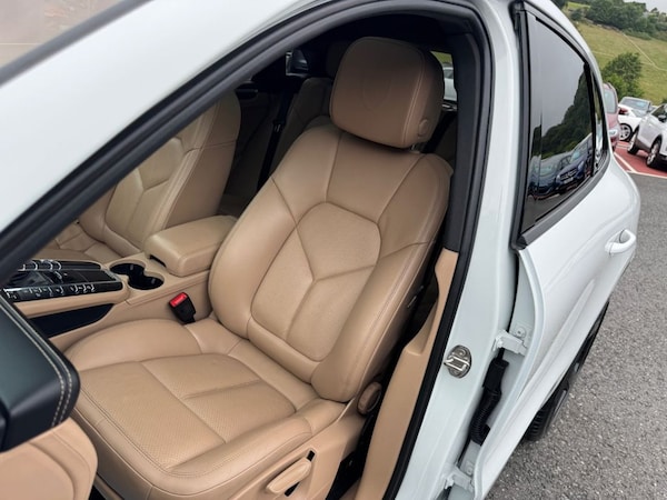 Used Porsche Macan 2019 for sale - 75047247: Photo 23