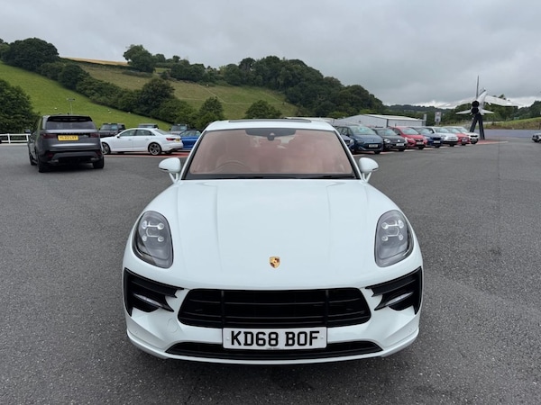 Used Porsche Macan 2019 for sale - 75047247: Photo 2