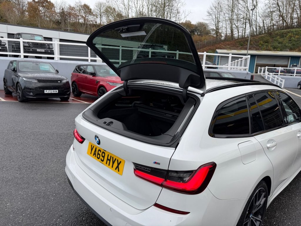 Used BMW 3 Series 2019 for sale - 76582635: Photo 19