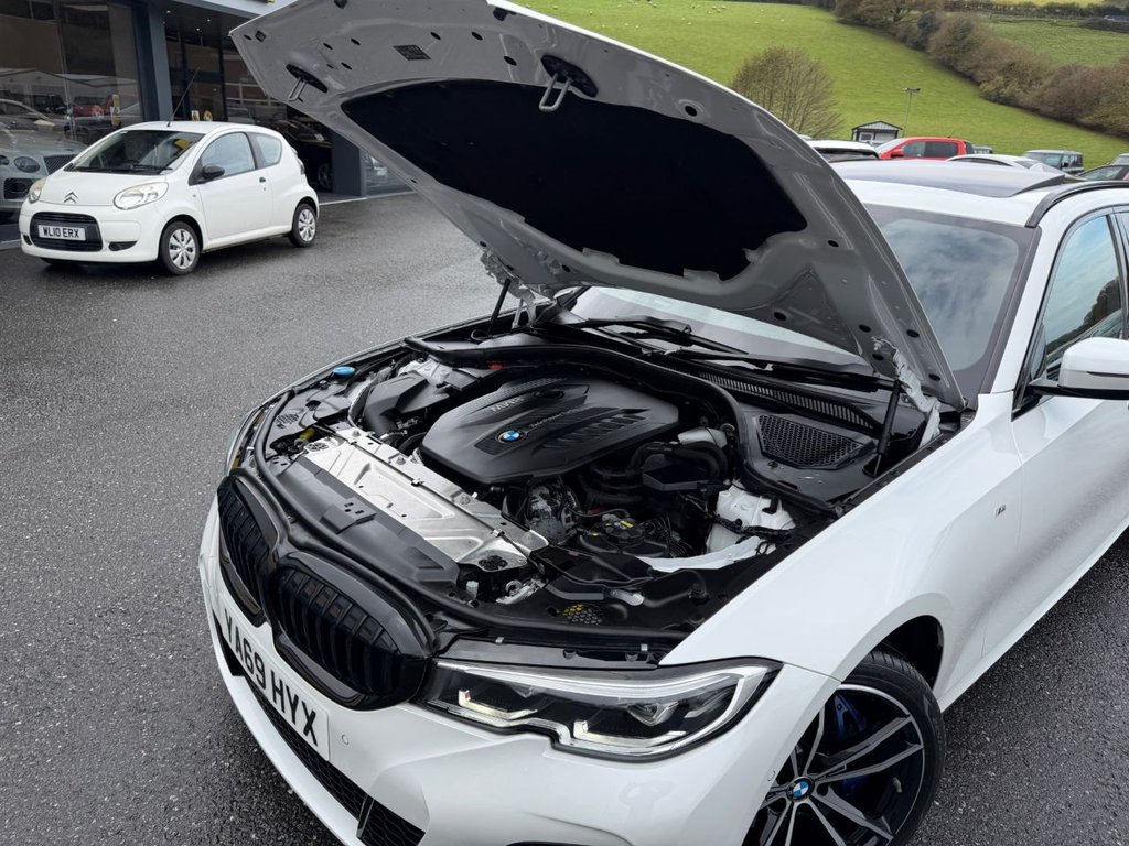 Used BMW 3 Series 2019 for sale - 76582635: Photo 26