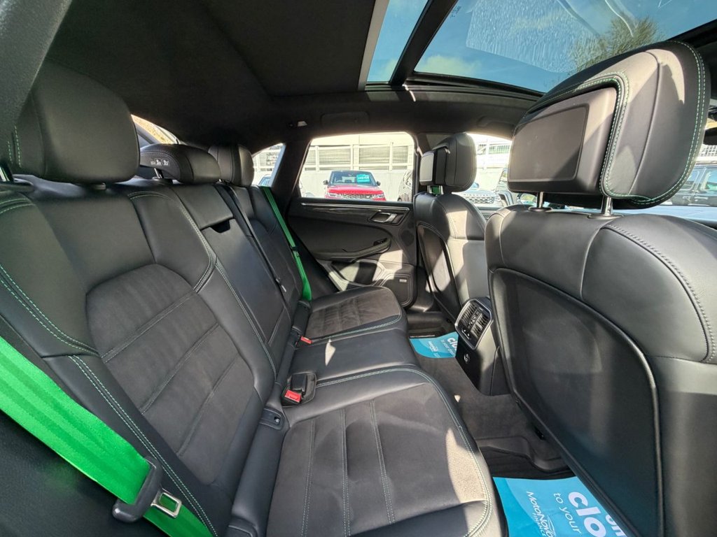 Used Porsche Macan 2021 for sale - 77666819: Photo 17