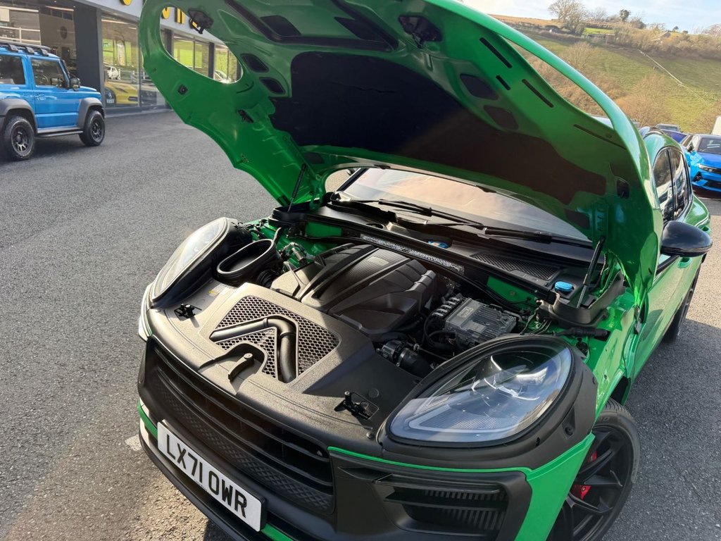 Used Porsche Macan 2021 for sale - 77666819: Photo 26