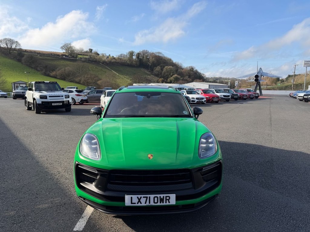 Used Porsche Macan 2021 for sale - 77666819: Photo 3