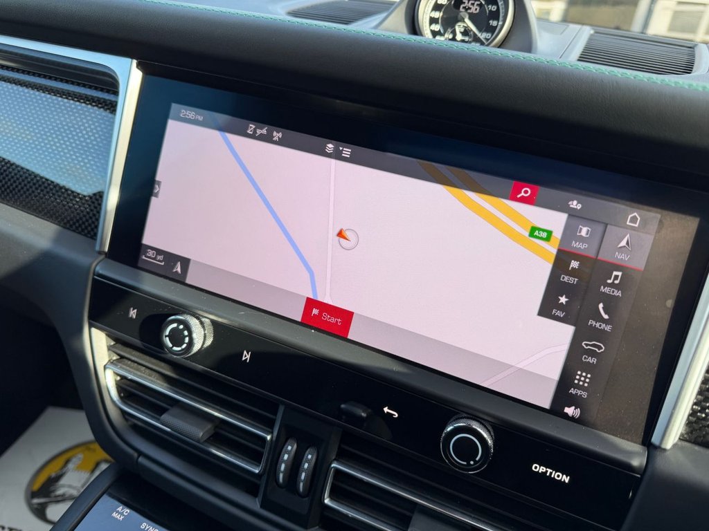 Used Porsche Macan 2021 for sale - 77666819: Photo 45