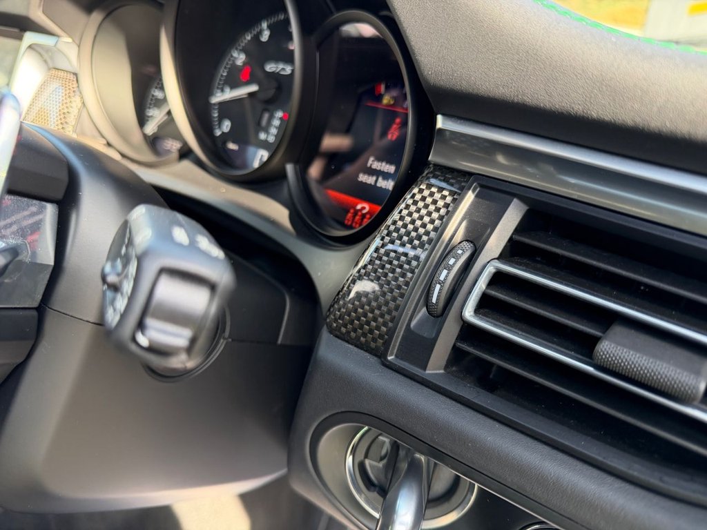 Used Porsche Macan 2021 for sale - 77666819: Photo 49