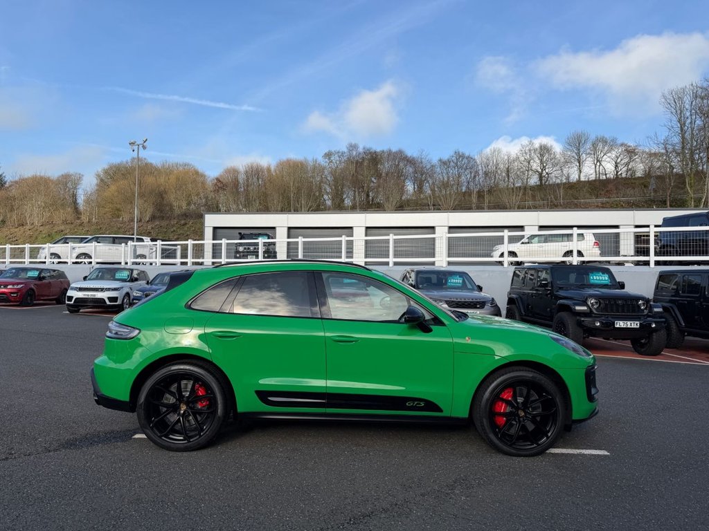 Used Porsche Macan 2021 for sale - 77666819: Photo 8