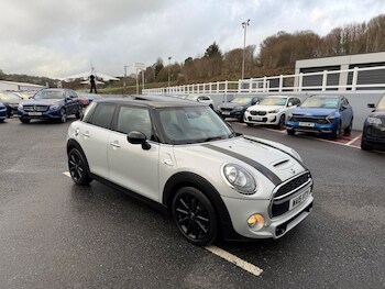 2015 (15) - 2.0 Cooper S Hatchback 5dr Petrol Auto Euro 6 (s/s) (192 ps)