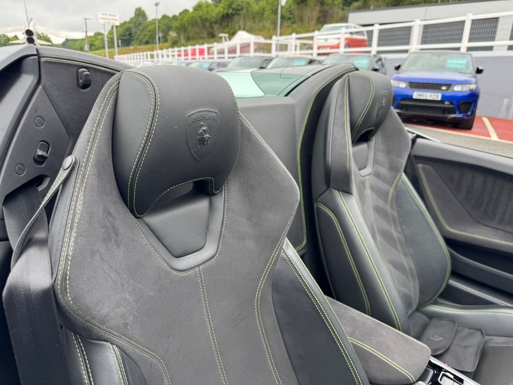 Used Lamborghini Huracan 2017 for sale - 77672657: Photo 12