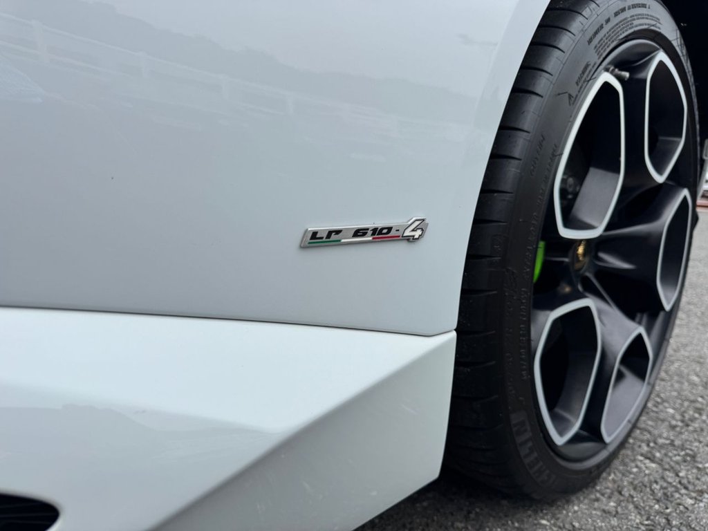 Used Lamborghini Huracan 2017 for sale - 77672657: Photo 31