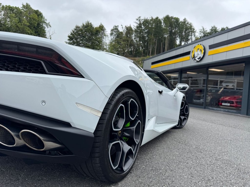 Used Lamborghini Huracan 2017 for sale - 77672657: Photo 34