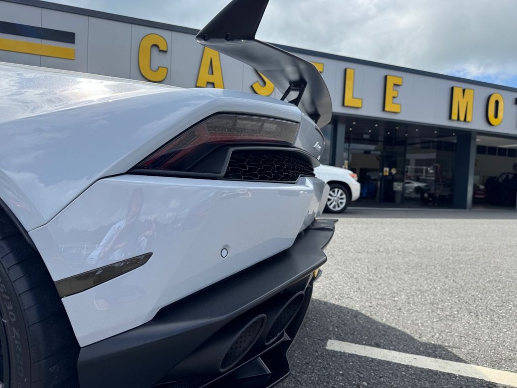 Used Lamborghini Huracan 2017 for sale - 76368004: Photo 30