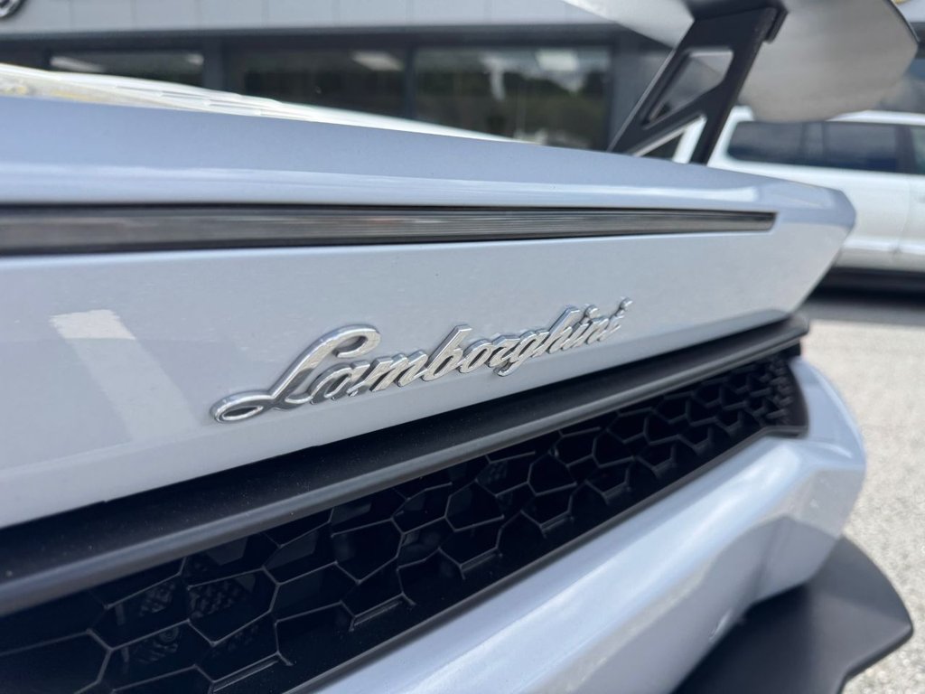 Used Lamborghini Huracan 2017 for sale - 76368004: Photo 32