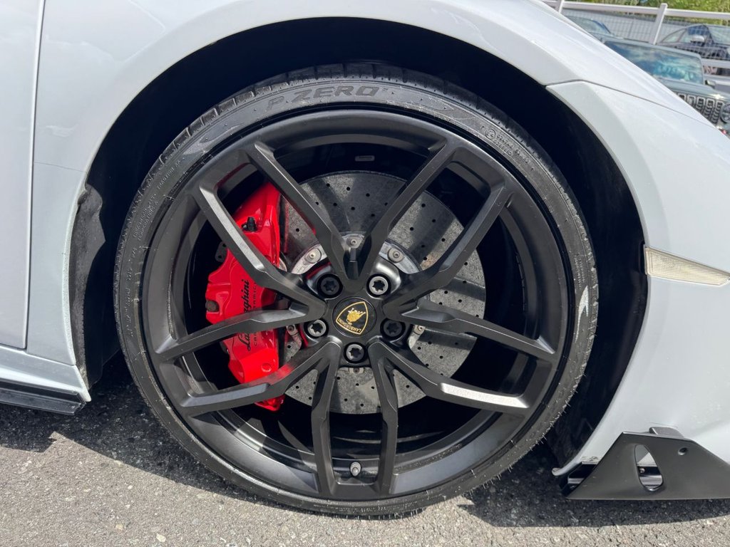 Used Lamborghini Huracan 2017 for sale - 76368004: Photo 43