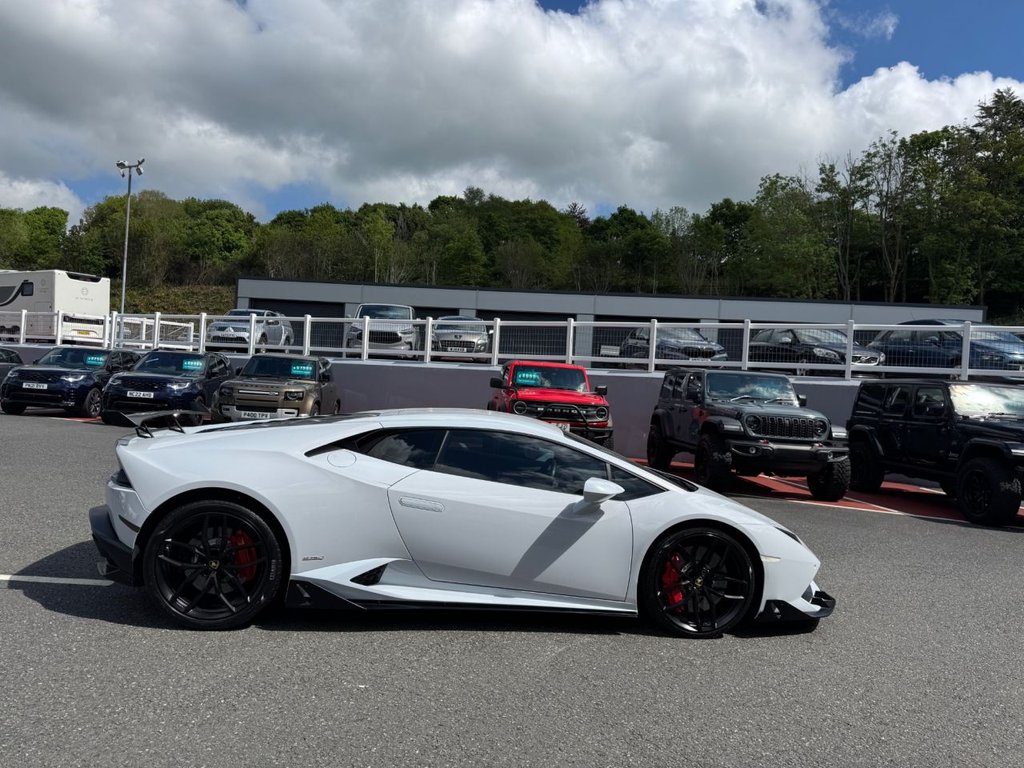 Used Lamborghini Huracan 2017 for sale - 76368004: Photo 7