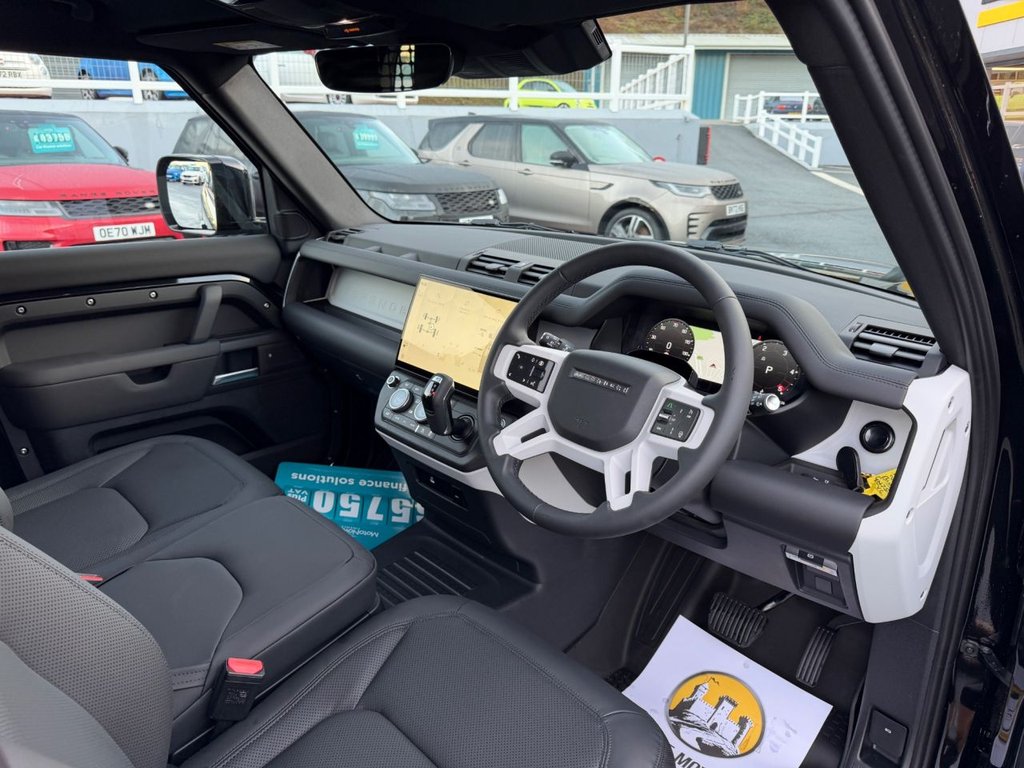 Used Land Rover Defender 2025 for sale - 76900613: Photo 8