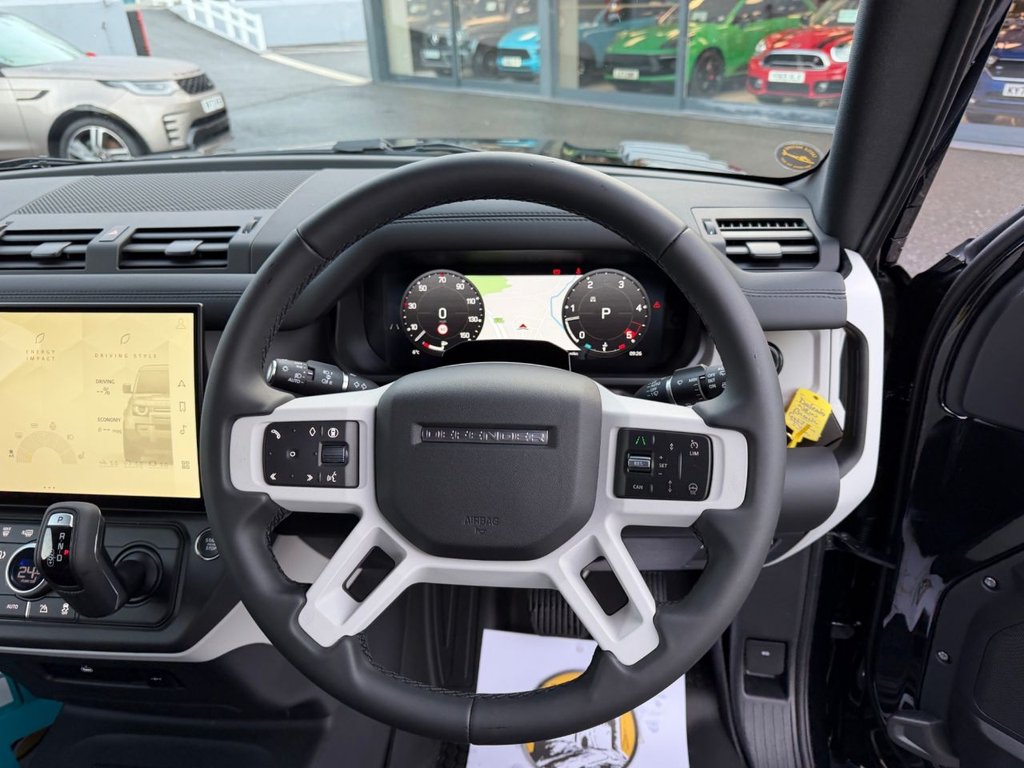 Used Land Rover Defender 2025 for sale - 76900613: Photo 9