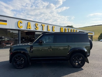 Used Land Rover Defender 110 2026 for sale - 79244509: Photo