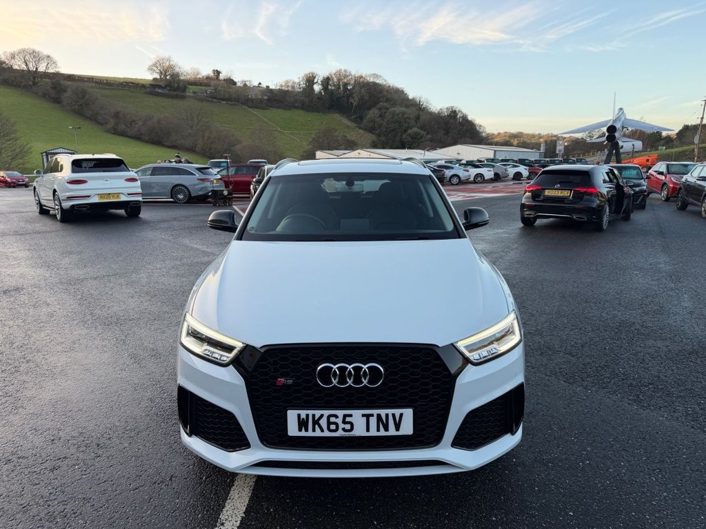 Used Audi RS Q3 2015 for sale - 76923146: Photo 2