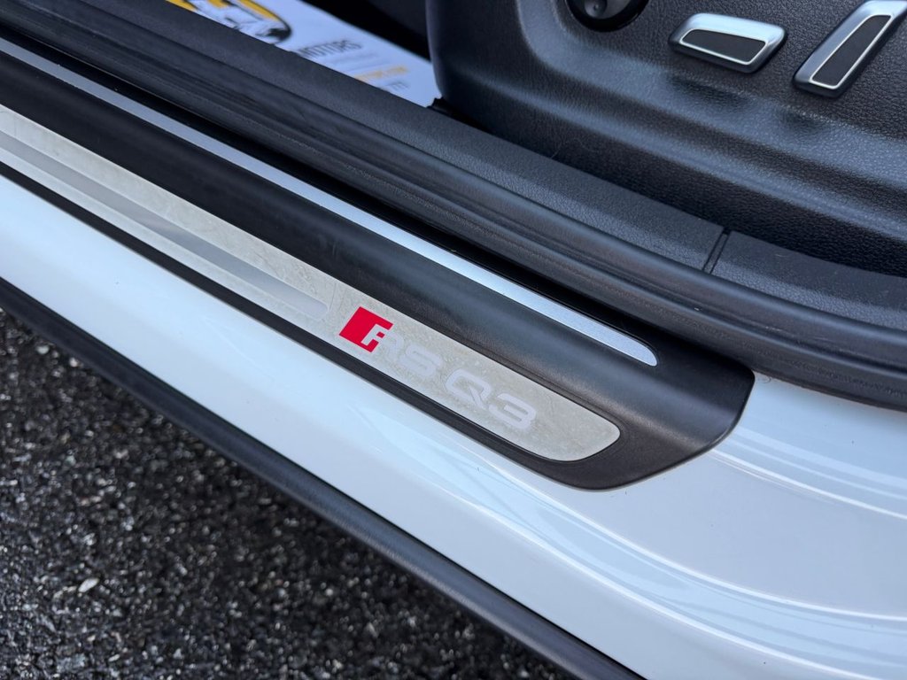 Used Audi RS Q3 2015 for sale - 76923146: Photo 23