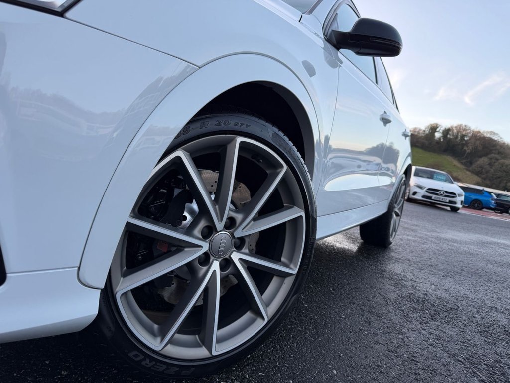 Used Audi RS Q3 2015 for sale - 76923146: Photo 32