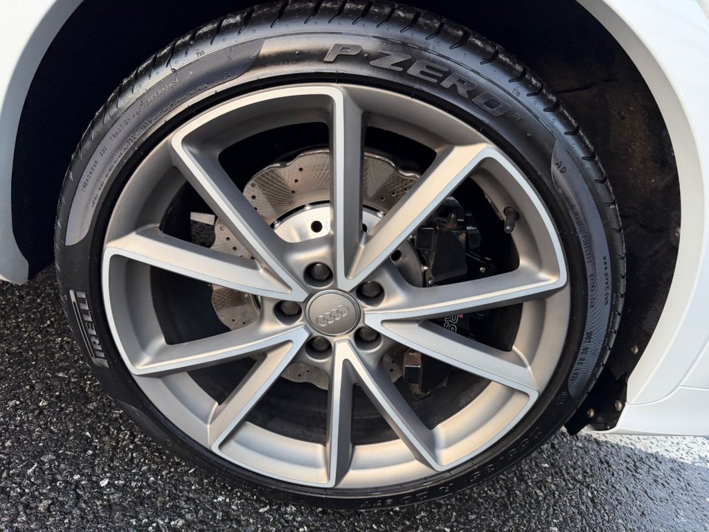 Used Audi RS Q3 2015 for sale - 76923146: Photo 45